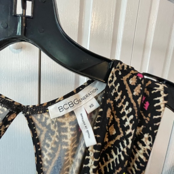 Romper - Picture 4 of 4